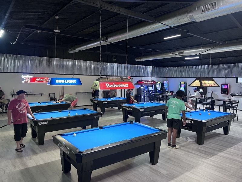 Inside the Aces Full billiards hall