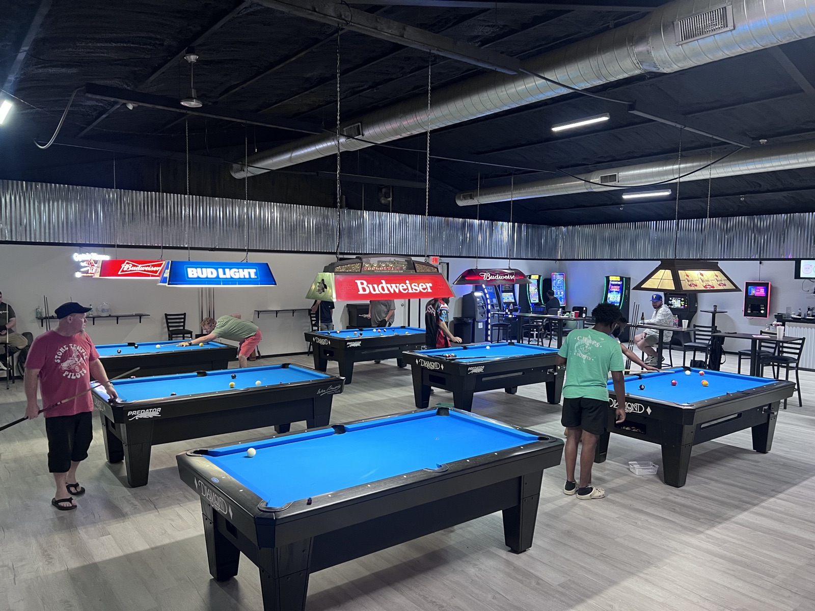 Inside the Aces Full billiards hall