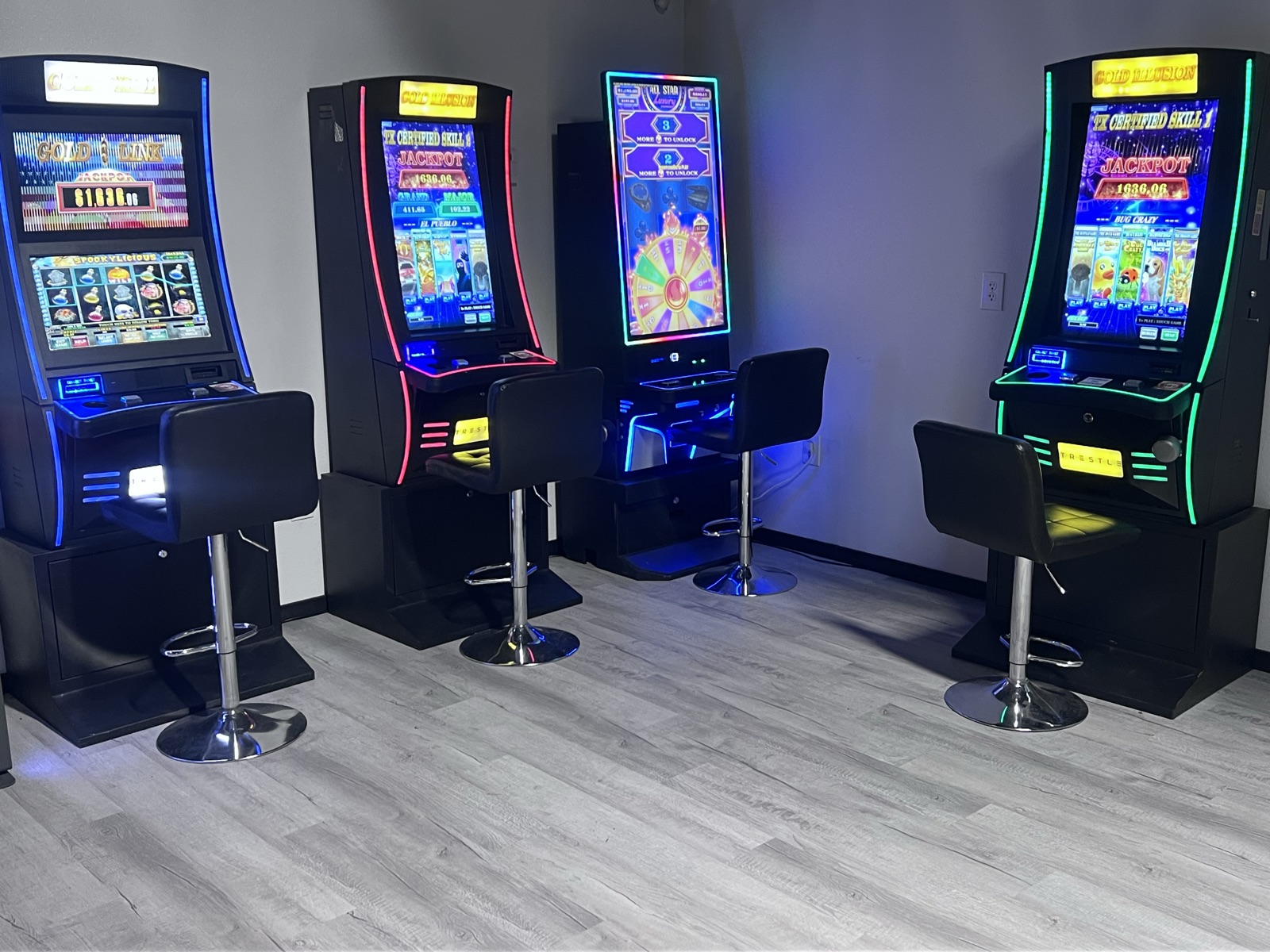 Skill game machines at Aces Full